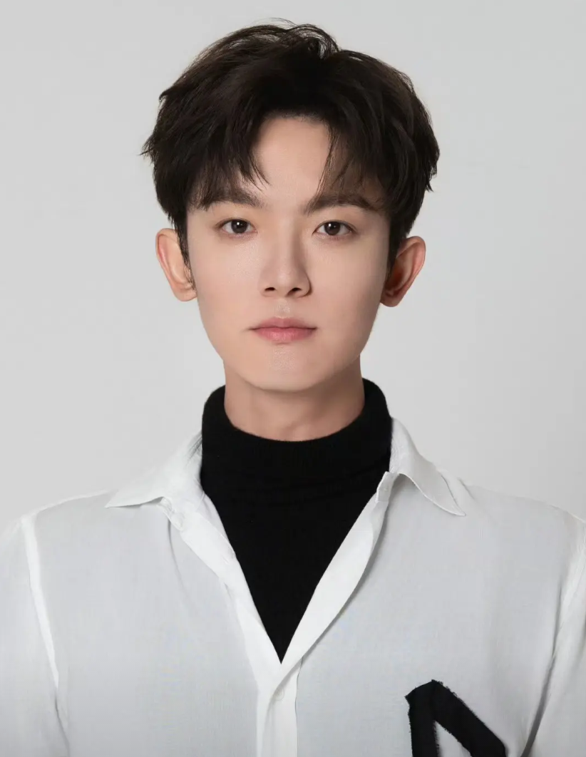 7月14日，李明德几个月不发声，以为他只是糊了，没想到他是进去了，可能未来还要待