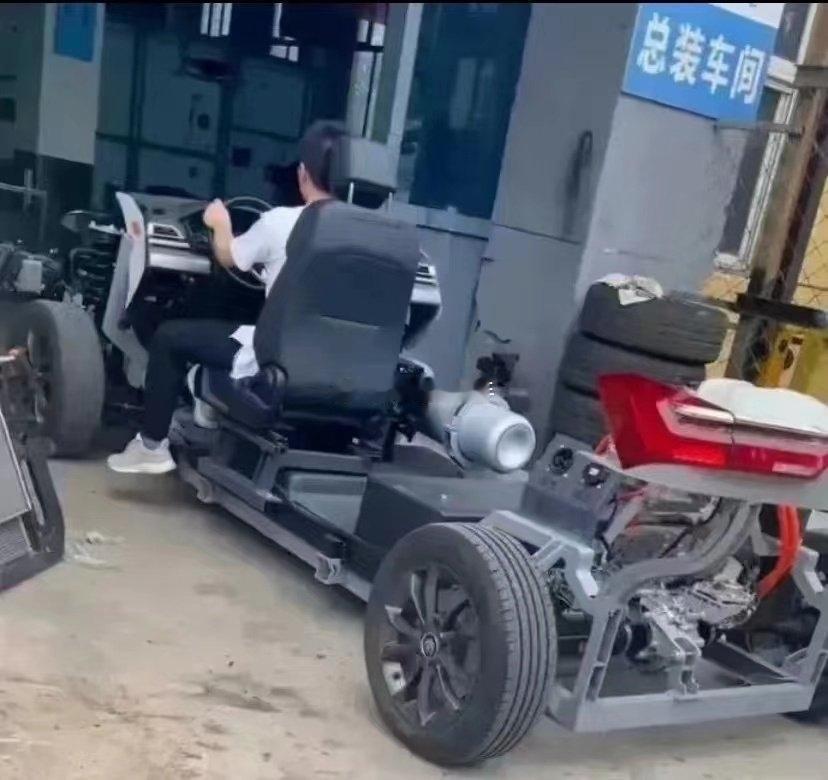 猜车啦！！！敞篷跑车~~~