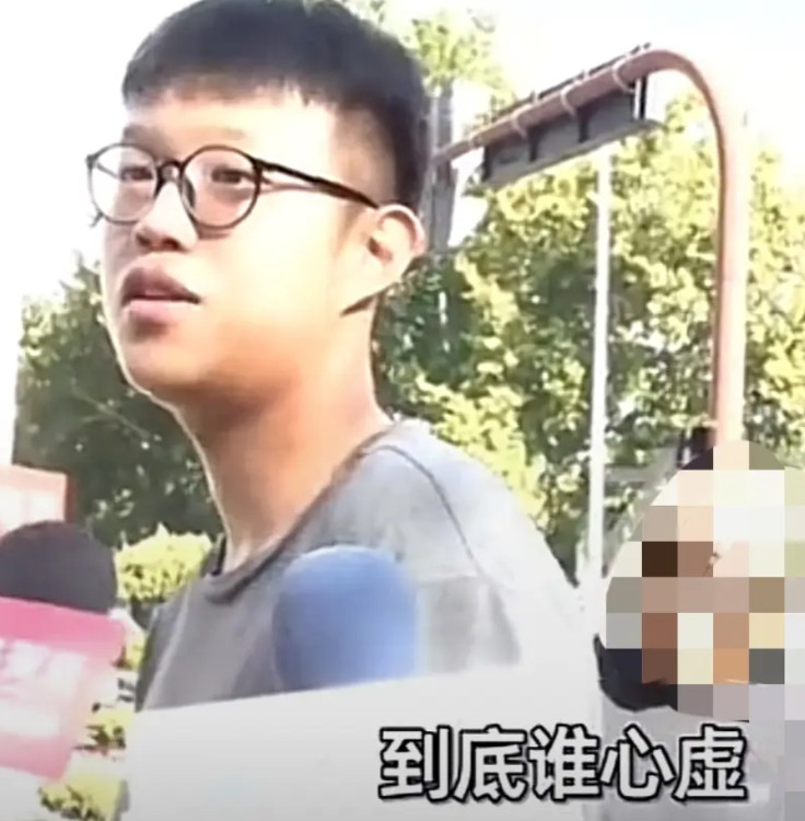 大儿子不愿意认这个父亲是因为他爸把他赶了出来，对他不好，不是鉴定出来不是亲生