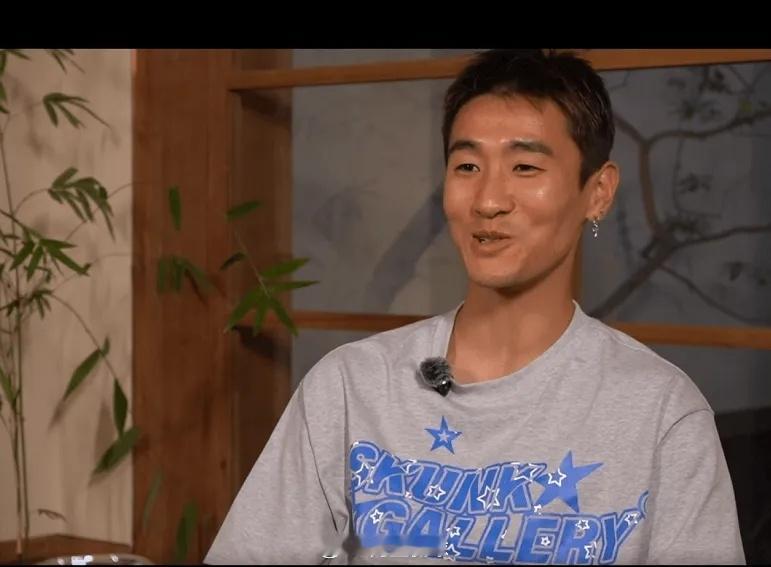 世豪：当时能去莱万特卡纳瓦罗不让我去，行李都收拾好了近日，成都蓉城前锋韦世豪接受