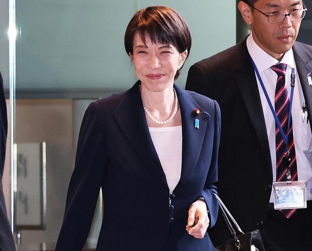 美国算计曝光！拉日本当冤大头，稀土霸权只许美国独享？高市早苗携南鸟岛稀土