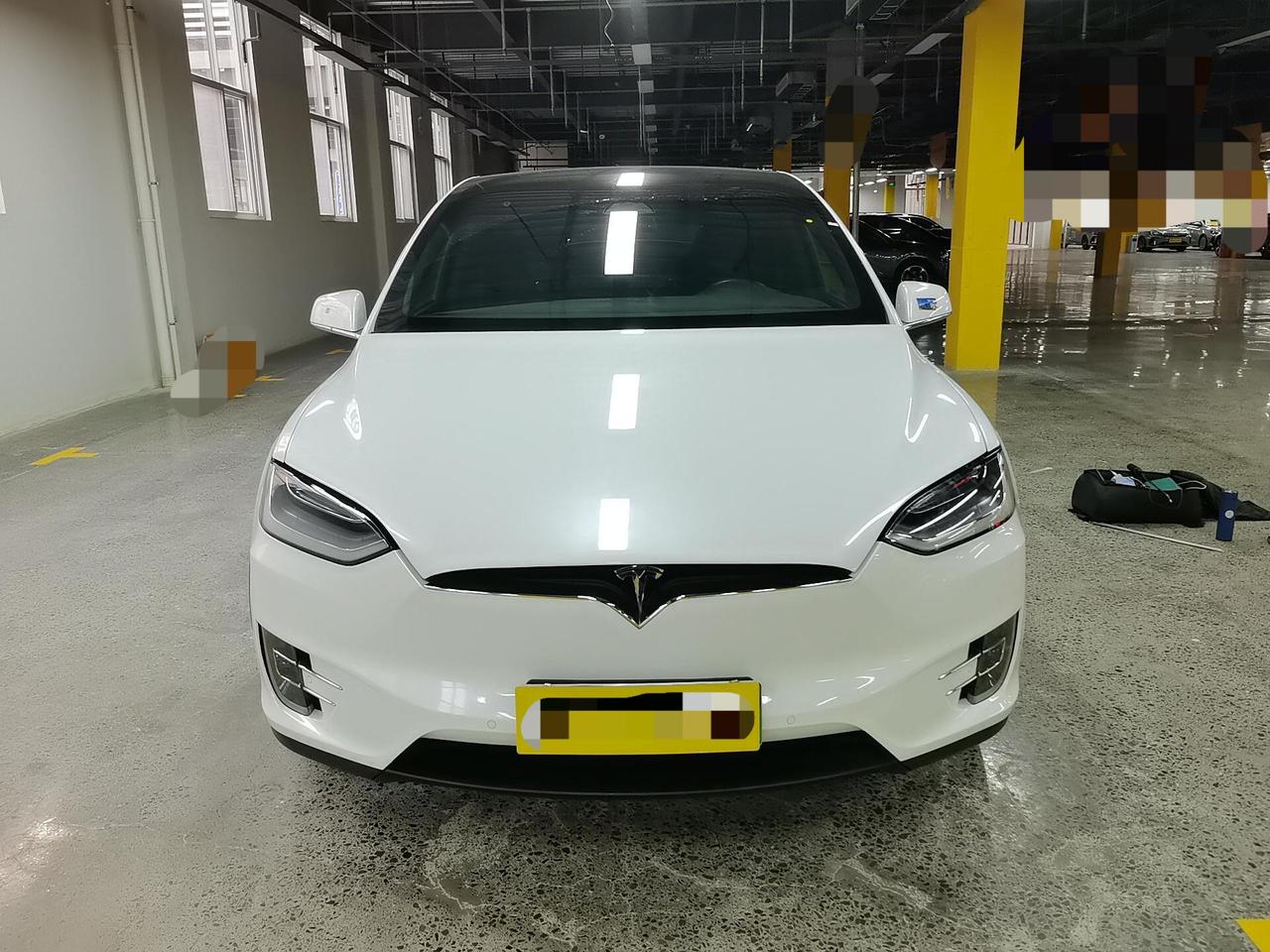 开了九年的特斯拉，电池健康度76.62%前两天验了一台特斯拉ModelX，2