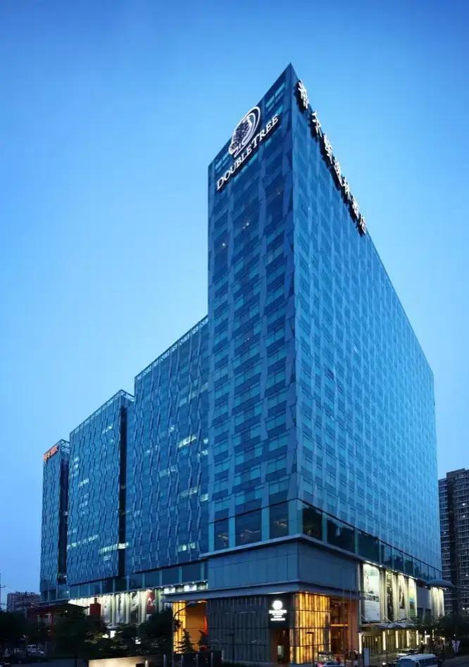 不服不行！这就是现实！中国移动遥遥领先！2024年：中国联通：收入3896亿