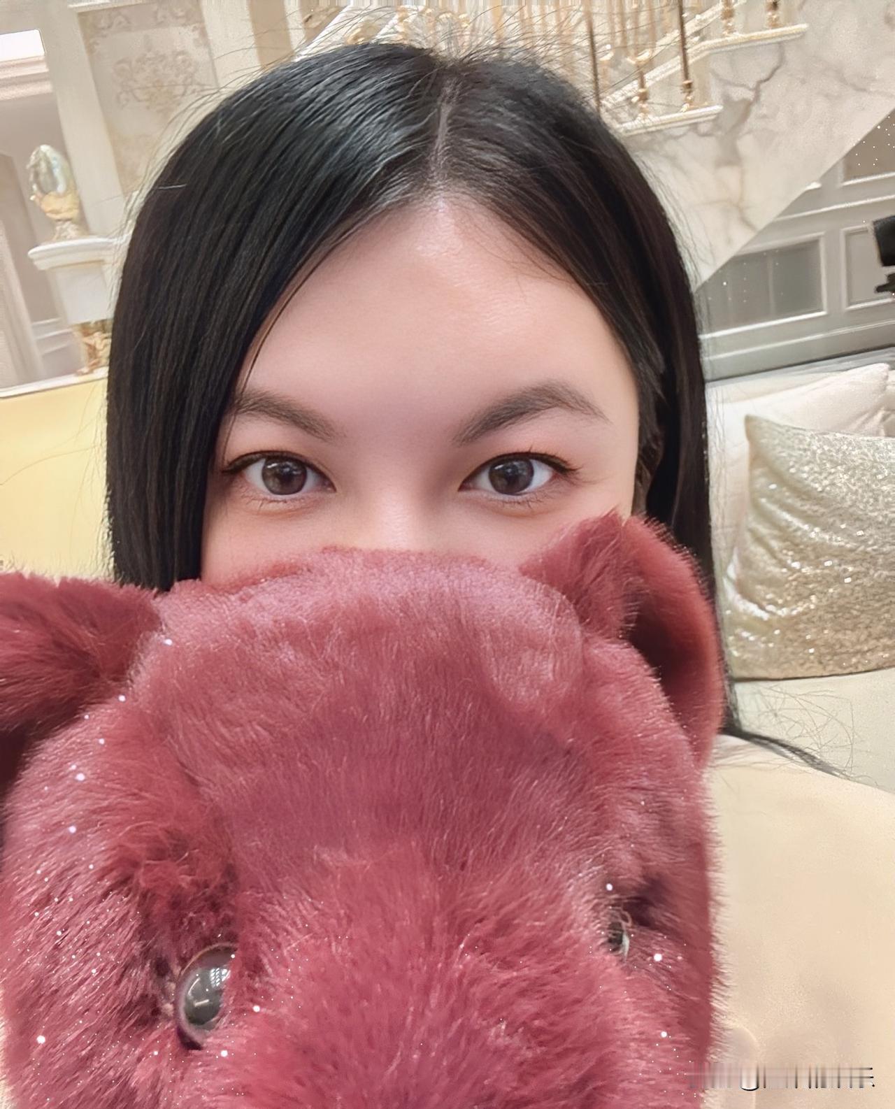 李湘的救命稻草来了！想要翻身这是她唯一途径！现在最需要帮助的是谁？热度最高的