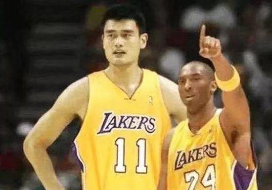 2006年姚明的合同到期，多支球队向姚明抛出橄榄枝，我们来看看这些球队的具体报价
