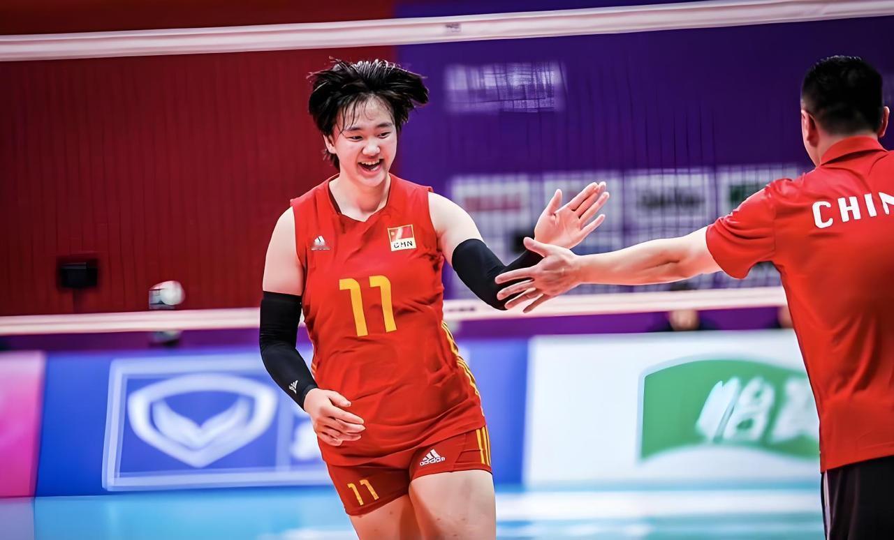 【天津青年女排第一局2:12福建】央视体育客户端正在直播全国青年女排挑战赛天