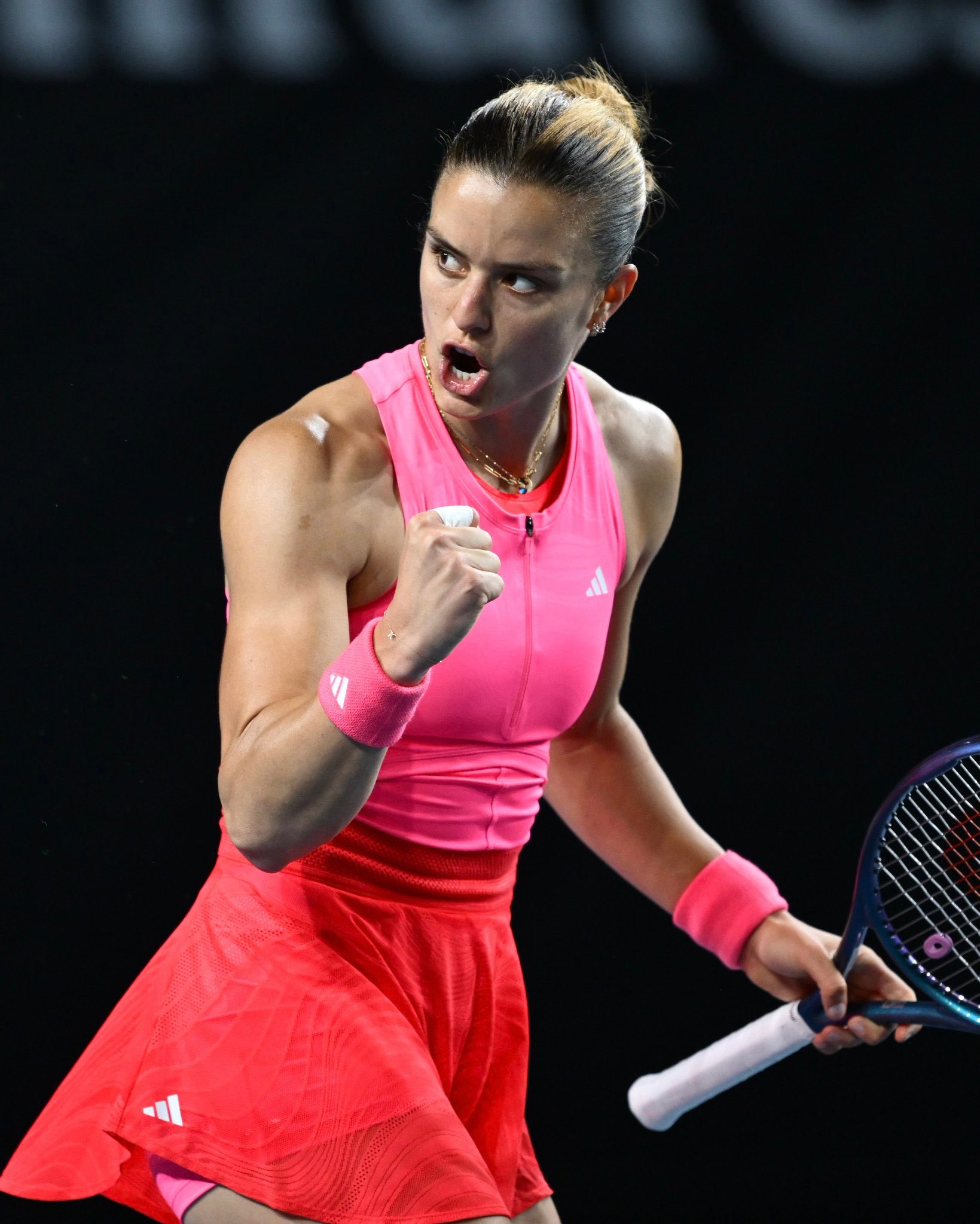 下午5点开始，在解说罗马站两场R2比赛：WTA-萨卡里vs里内特（单口）AT