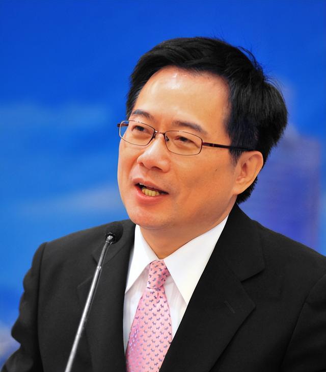 蔡正元说：“大陆对台动不动武不用猜，100%不会！只需要看一指标，大陆有没有把