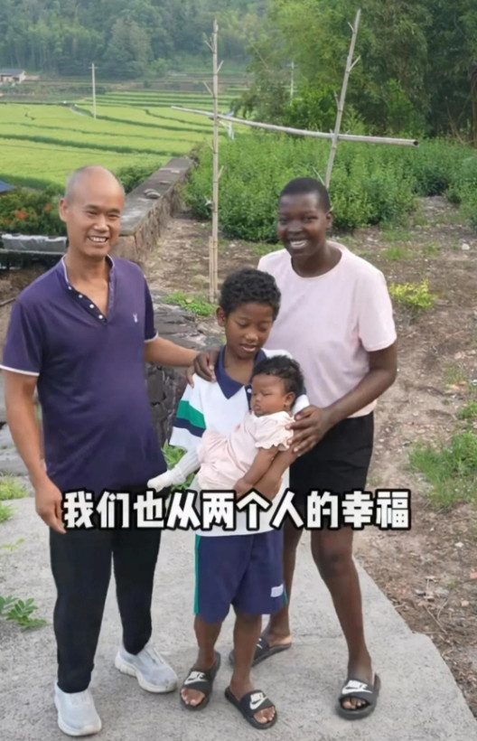 网传rose怀三胎，这也太能生了！rose已经生了儿子吴子安，又生了女儿吴子乐，