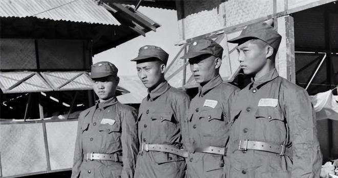 1960年11月22日凌晨，金三角的国民党残军师长蒙宝业正在睡觉，突然被枪声惊醒