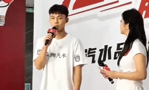 宏远下赛季投入太大了吧！外援又签麦考尔、奎因、萨林杰！媒体人感慨到：广东队啥时候