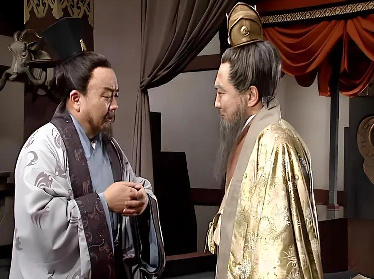 三国谋士排行榜，你可以说诸葛亮最忠，郭嘉最奇，荀彧最正。但要说谁活得最好、最久、