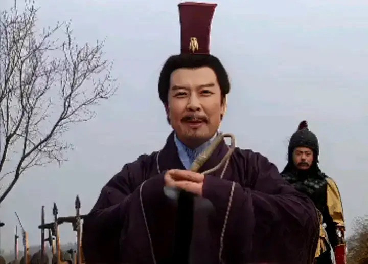 为什么刘备以仁义闻名天下，而现在却有很多人说他假仁假义呢？你要知道，曹操屠城时，刘备带着十万百姓一起