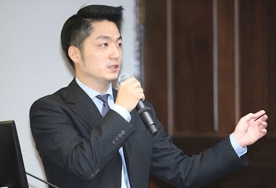 对于酸赖清德的短片《莱尔校长》制作人韦淳佑遭警方登门调查一事，台北市长蒋万安质疑