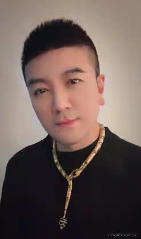 杨子直播一声吼：黄圣依要跟我复合！全网炸锅，弹幕直接刷爆：这瓜保熟吗？刚离婚不到