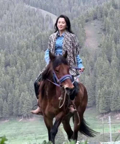 真的搞不懂，汪峰女友森林北为啥总被吐槽呢？这不，汪峰天津演唱会又被说了！台