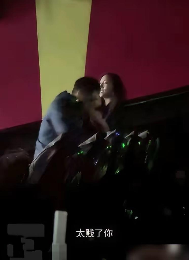 当捉奸，出现在电影院，你不敢想象的事，真的发生了。新年刚过，2月22日晚，上