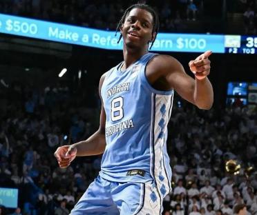 凯莱布·威尔逊，一个让榜眼签球队都纠结的名字；不投三分的现代内线，凭什么成为20