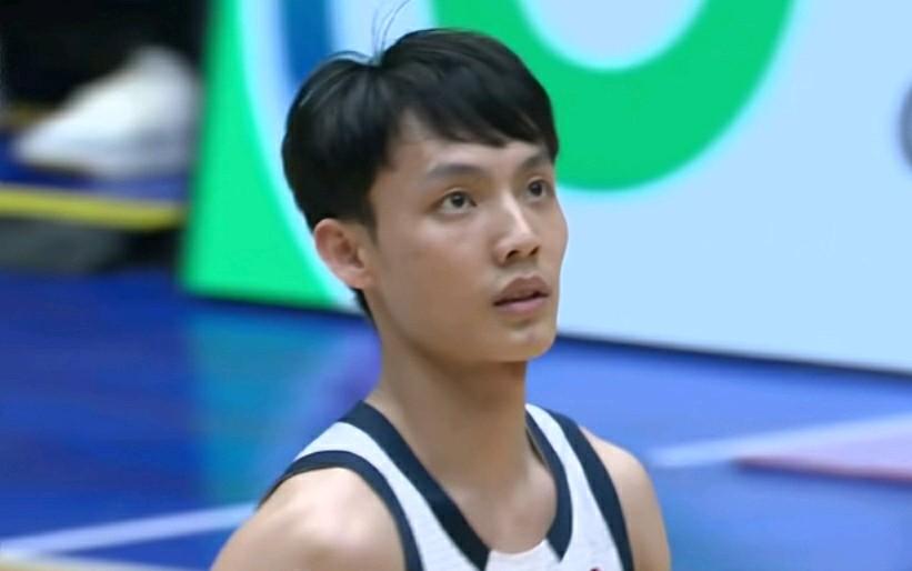 徐杰狂飙20分，广东主场48分血洗四川！印证两点残酷的事实：一个应该果断弃用，一