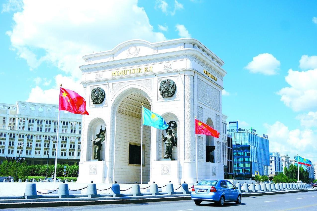 中国和哈萨克斯坦谈妥了当地时间6月16日下午，中国方面和哈萨克斯坦举行了会谈，