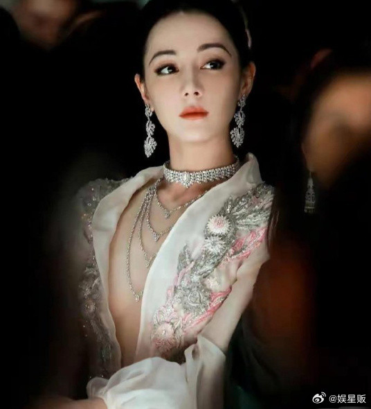 热巴不捂挺好看的[害羞]​​​