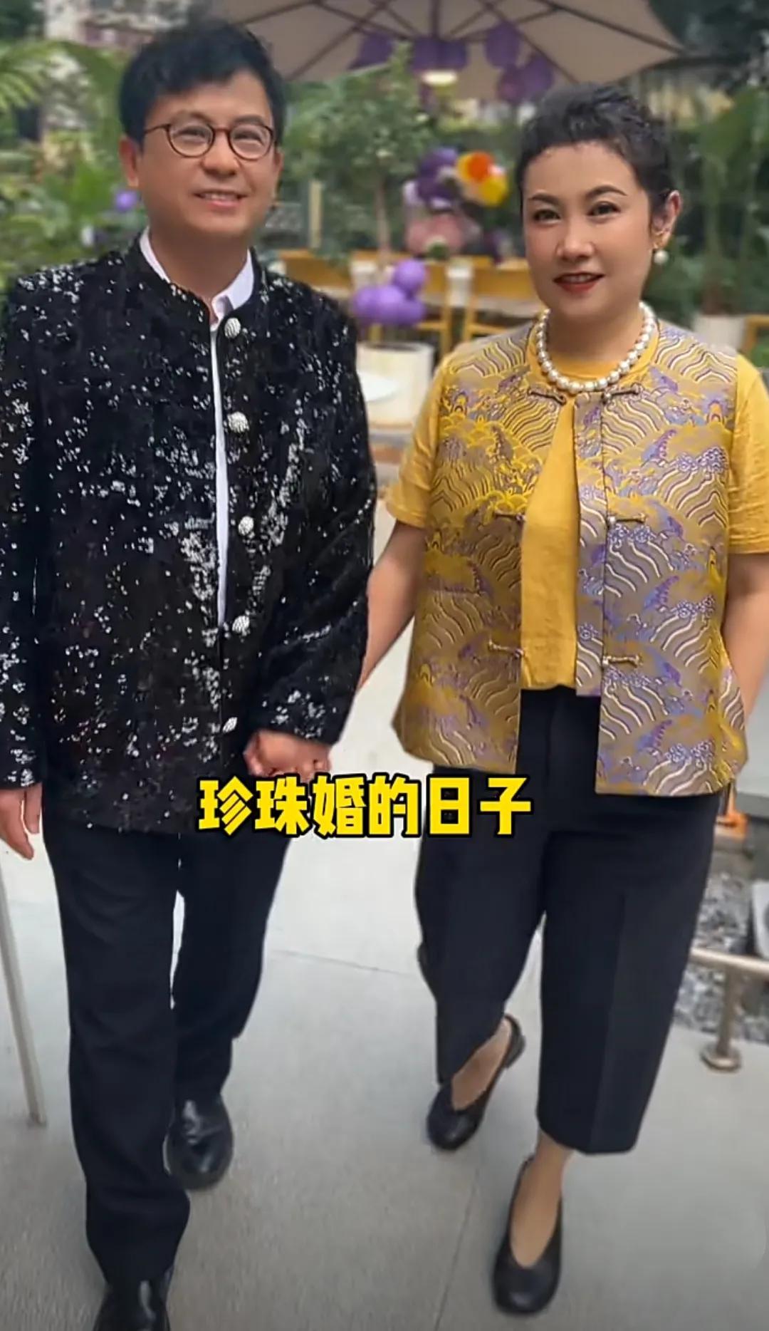 知名港星庆结婚30周年，罕见病长子现身生活无法自理，家人不离不弃照顾20年3月