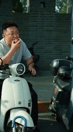 我等你七八个小时了[笑着哭]