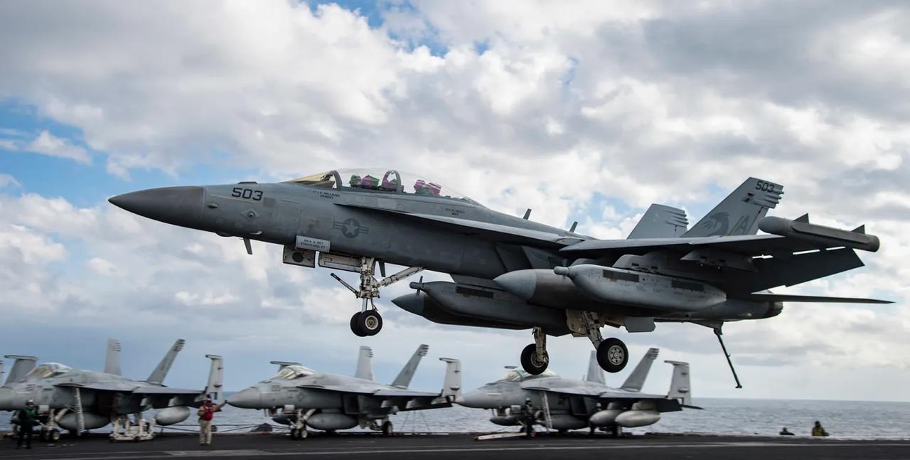 事故原因明确！拦阻索断裂！EA-18G坠毁，中国巨力索具摊上大事了？9月28