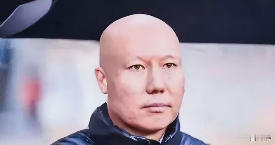 遥望当年，李铁把一些在中超联赛都毫无作为、甚至极难获得登场的平庸球员频繁招进国家