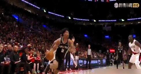 老爹罗恩·哈珀打了15年NBA，总共挣了3500万。他儿子迪伦...