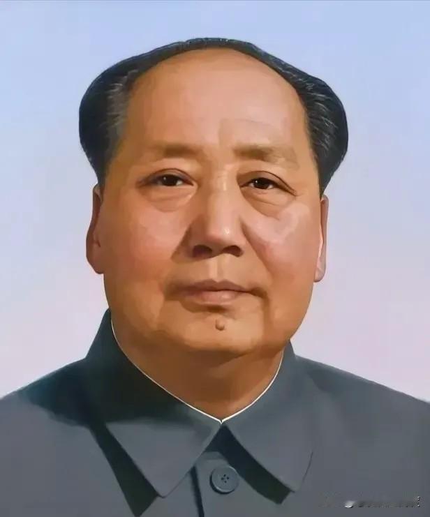 毛公伟业为何让人敬仰？不少网友说，刷到毛主席的内容，就是一种好运气。每次看到