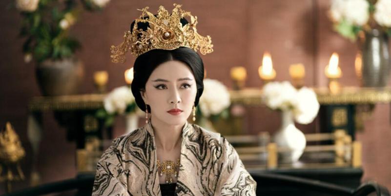 1189年，宋光宗赵惇登基，后宫风云骤起。这一年，赵惇继位，他的妻子李凤