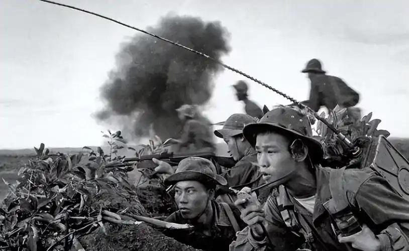 1979年打越南，高层其实吵翻了天？叶剑英粟裕为何反对出兵？1976年，越南终于