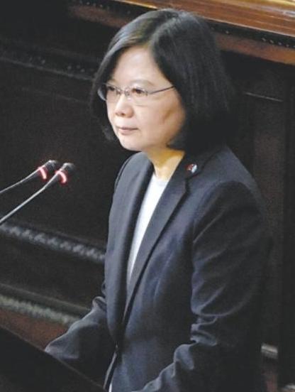 5月14日，台湾地区前领导人蔡英文发表声明，针对中美峰会登场，蔡英文于东海大学演