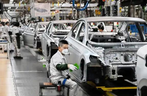 国产车如今技术再亮眼，也得认清客观差距，日系引擎极限里程基本卡在160万公里