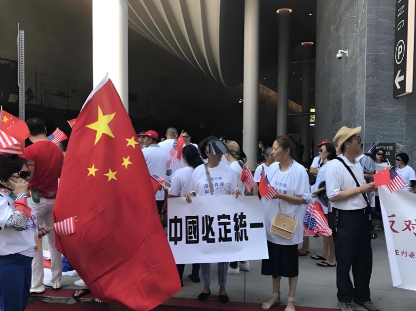 统一台湾后需多少驻军？这么说吧，香港753万人驻军6000人，澳门68万人驻军不