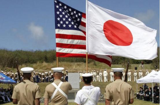 美国和高市联手做了一个局，目的就是逼中国动手，让中国陷入战争的泥潭，以此来拖住中