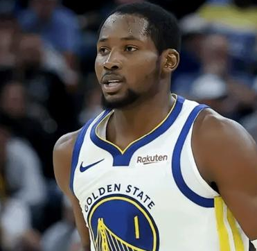 勇士按照原计划开始兜售库明加。据美国记者EvanSidery透露，勇士将按照原