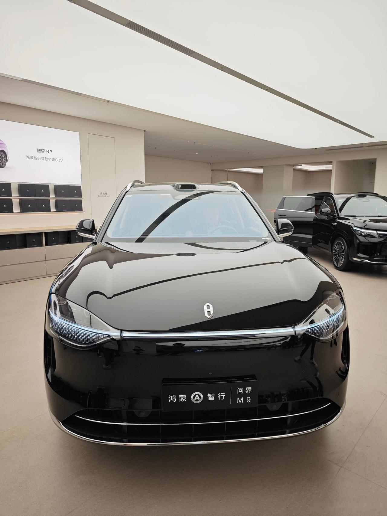 9月，问界M9纯电版卖了1840辆9月，问界M8纯电版卖了2490辆9月，问
