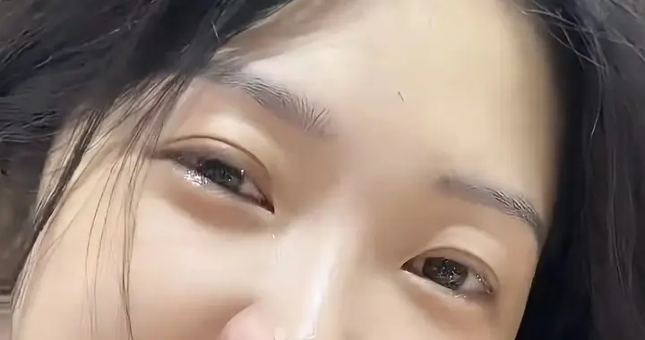 支教老师生日无家宴：山区孩子用爱点亮她的孤独