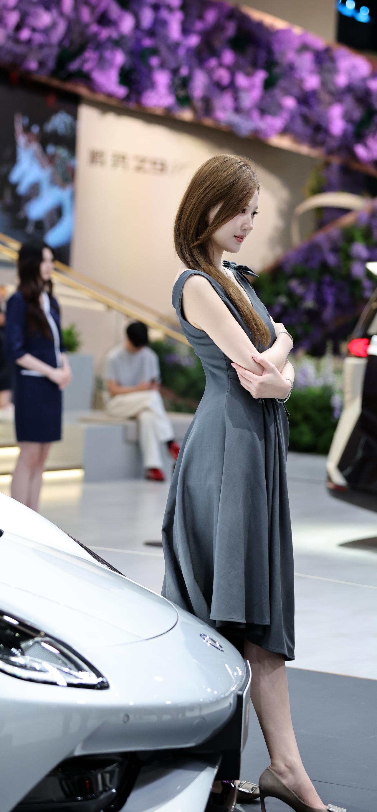 2026成都车展→_→车模刘琴[比心]成都车展