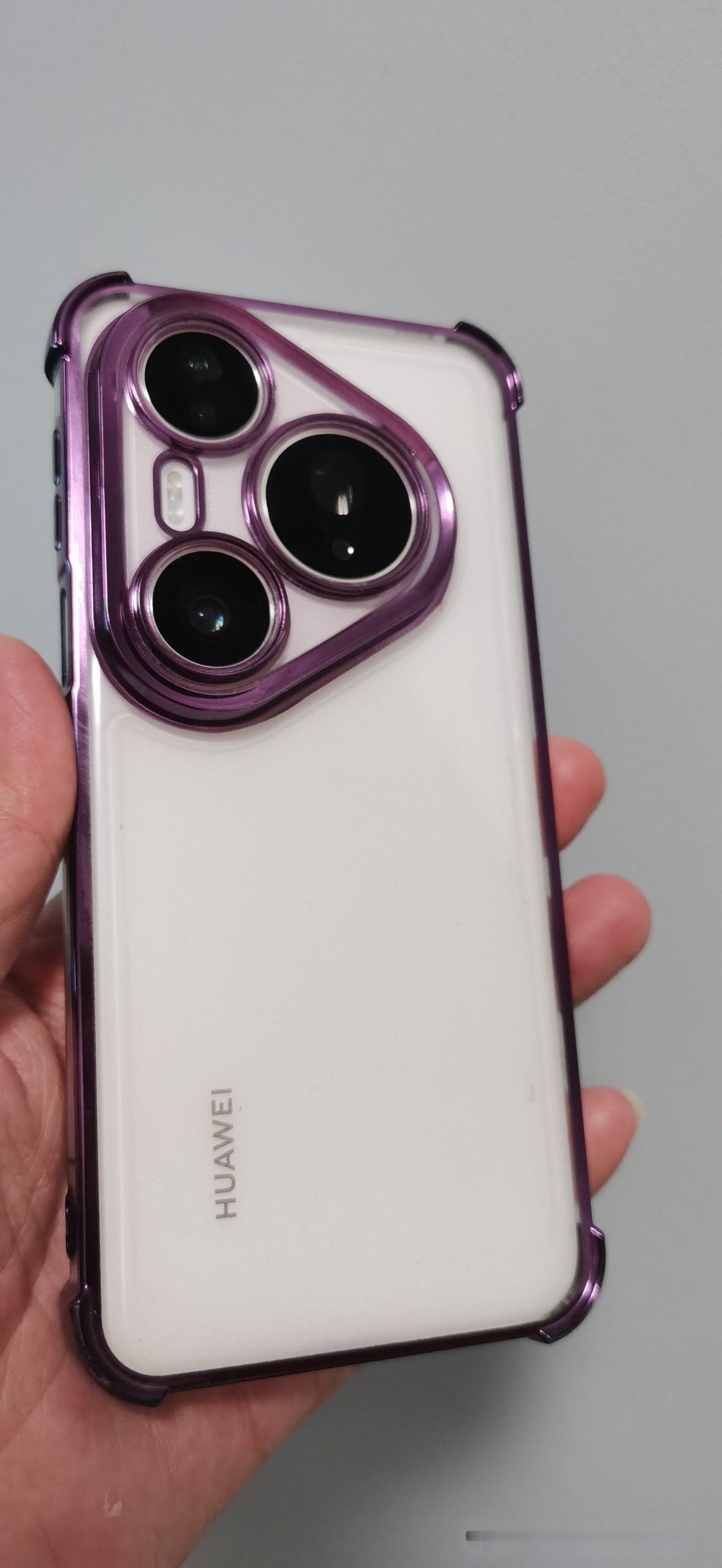 买手机，我还是选择鸿蒙系统。上班这么多年了，从刚刚开始的手机到现在准备换的，我