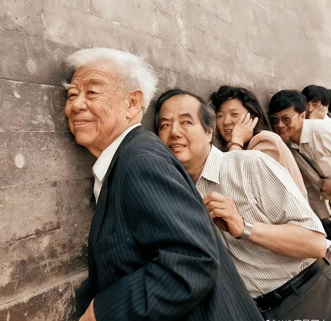 1992年暮春，82岁的吴大猷率台湾物理学家代表团赴北京，这是他阔别大陆46年后