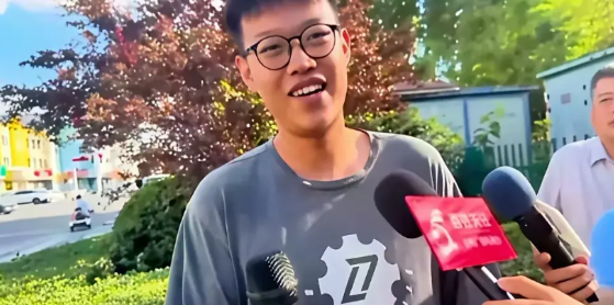大儿子为何拒绝做DNA，背后有何玄机在姜家村，年轻貌美的李某芬，是朵“村花”