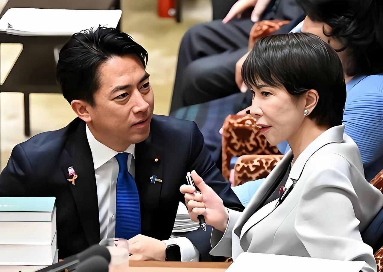 🔻网友调侃：如果明天台海爆发战争.....🔻“招你入伍打日本，一个月五万，成