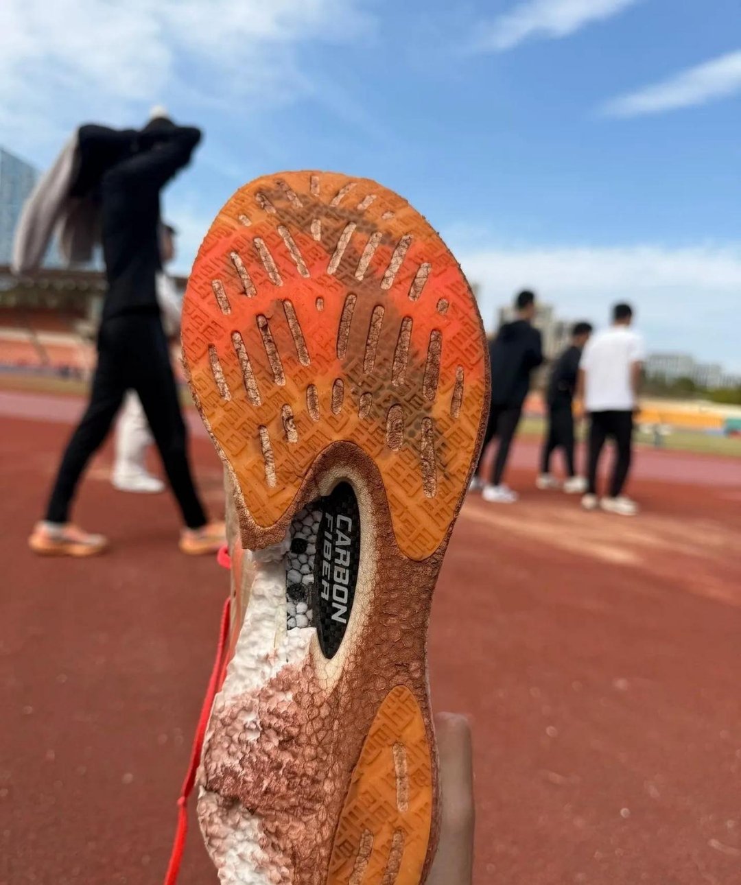 买的李宁鞋子，据说是高科技