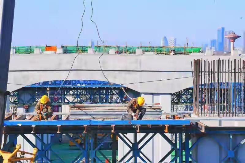 北京亮马河北路冲刺施工！直达首都机场北京重点工程亮马河北路全面冲刺，五环至