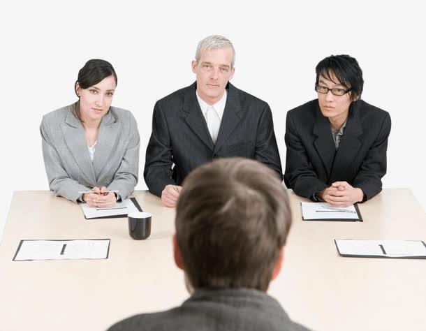 面试遇到“捡十万块还失主，失主说少两万咋应对”这种问题，还挺考验人的。之前有个知