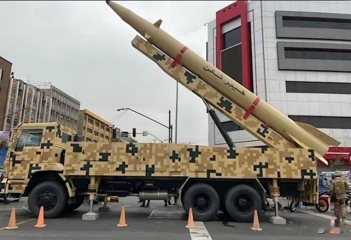 美国这次损失大了！伊朗发射10枚弹道导弹，直接摧毁了伊朗位于亚细亚地区的美军指