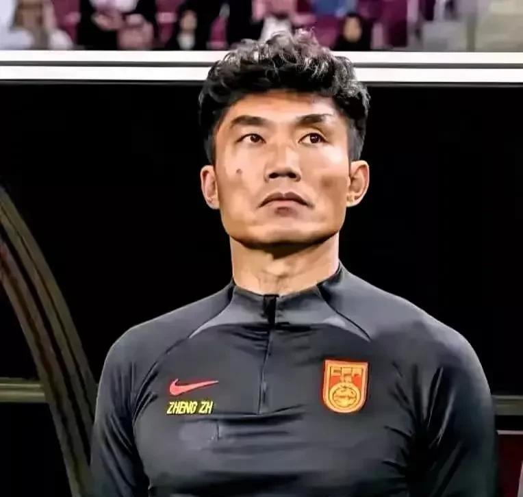 不可思议！为什么会有那么多球迷希望郑智离开国家队呢？结果可能会让他们失望，综合目